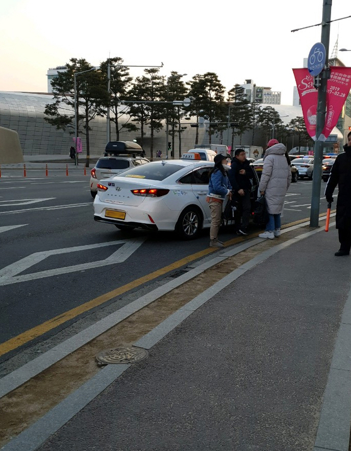 쇼핑몰 단속 사진_.jpg