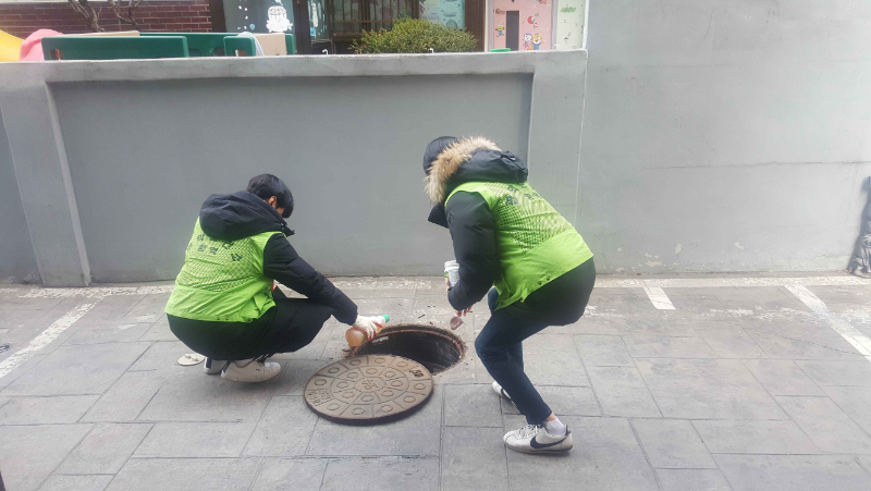 모기유충.png